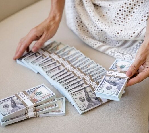 Od pomysłu do rzeczywistości - proces produkcji banknotów